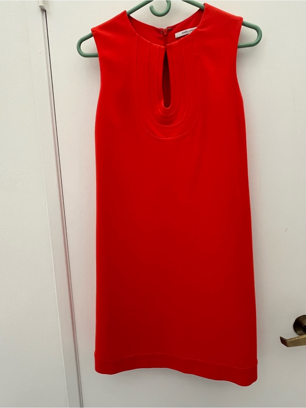 Sleeveless Orange Shift Dress with Keyhole Neckline